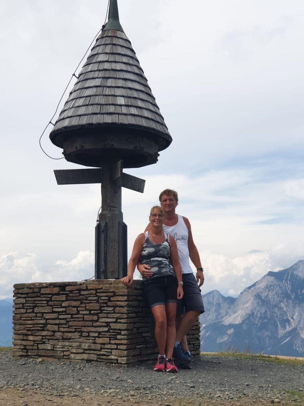Jan en Jeltje Dijkstra Jan en Jeltje Dijkstra, eigenaren Dijkstra's Cottage